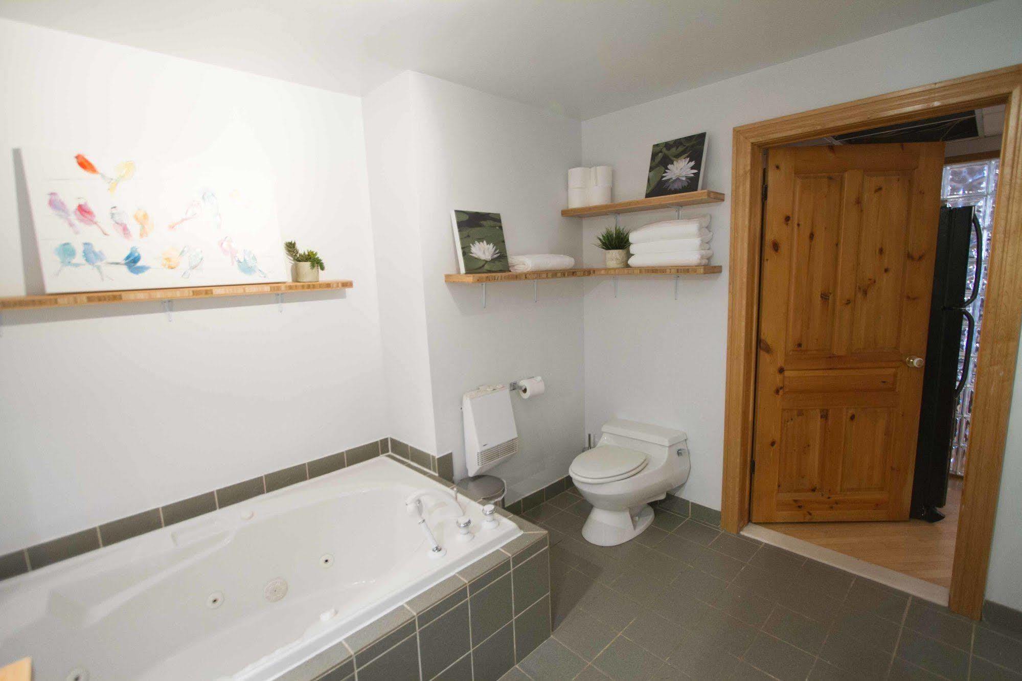 Mtlvacationrentals - The City Chalet Montréal Extérieur photo