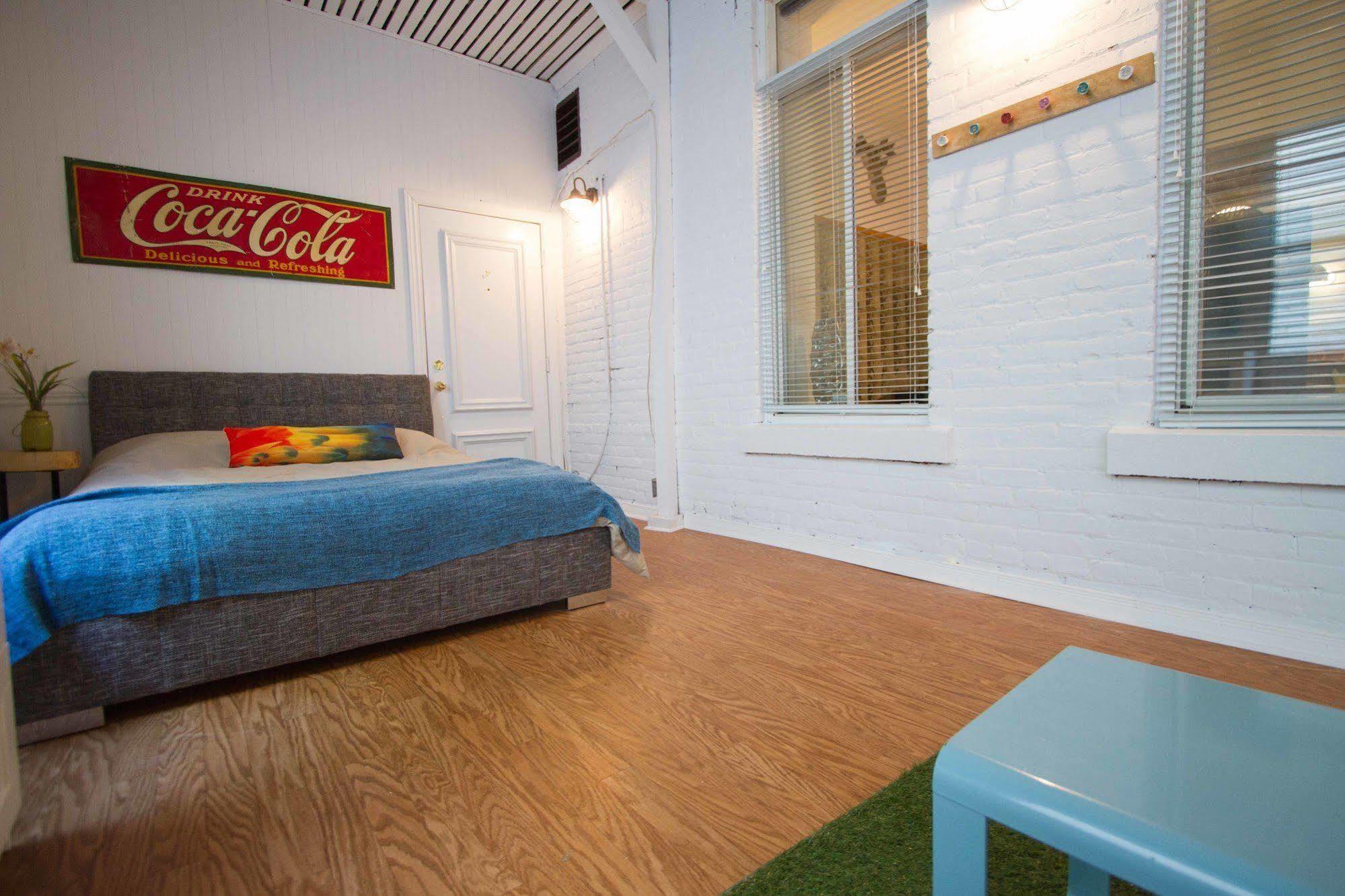 Mtlvacationrentals - The City Chalet Montréal Extérieur photo